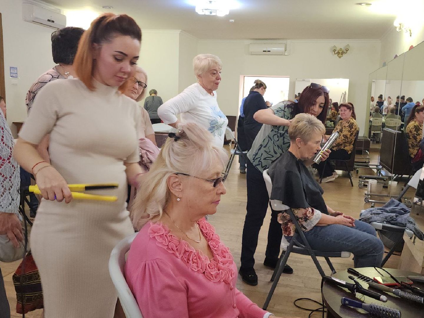 день пожилого человека, видное, старшее поколение, золотой возраст, праздник,