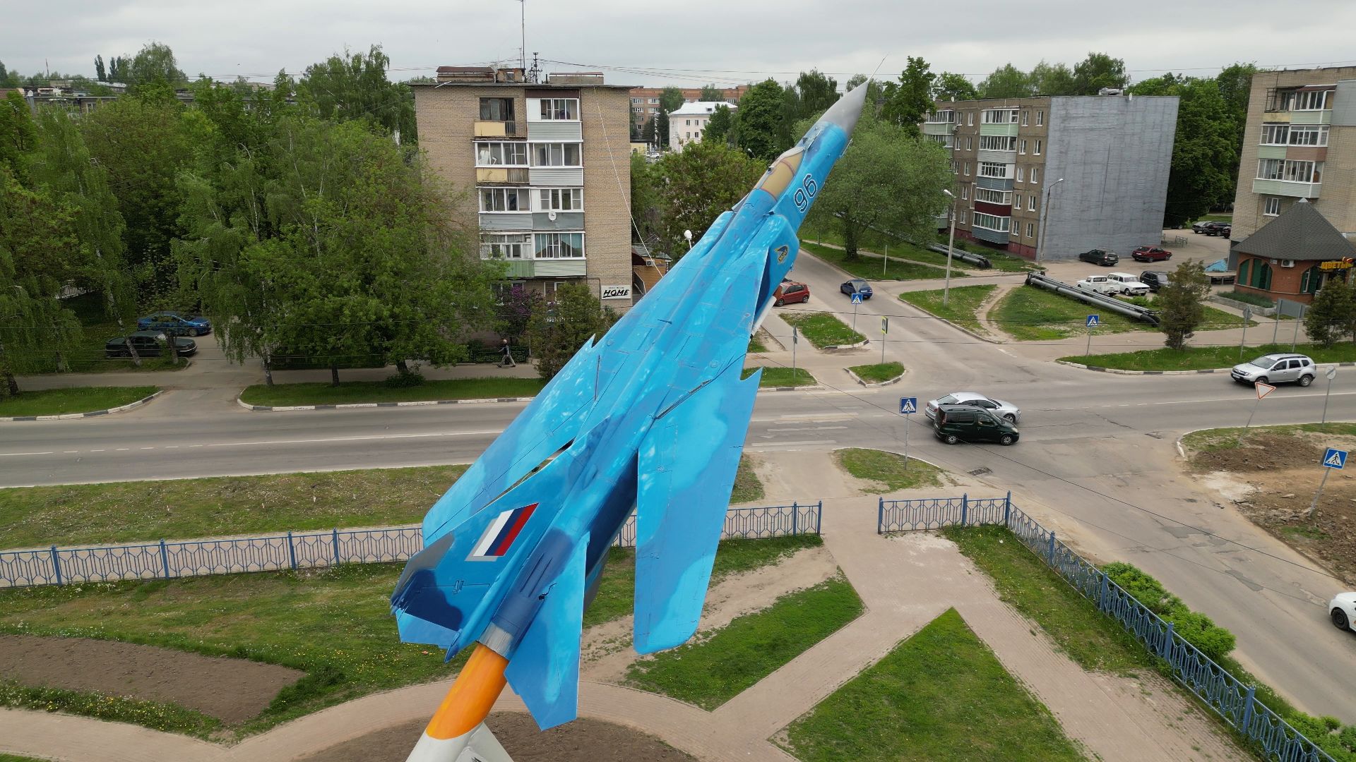 памятник, огурец, луховицы,видео с коптера,