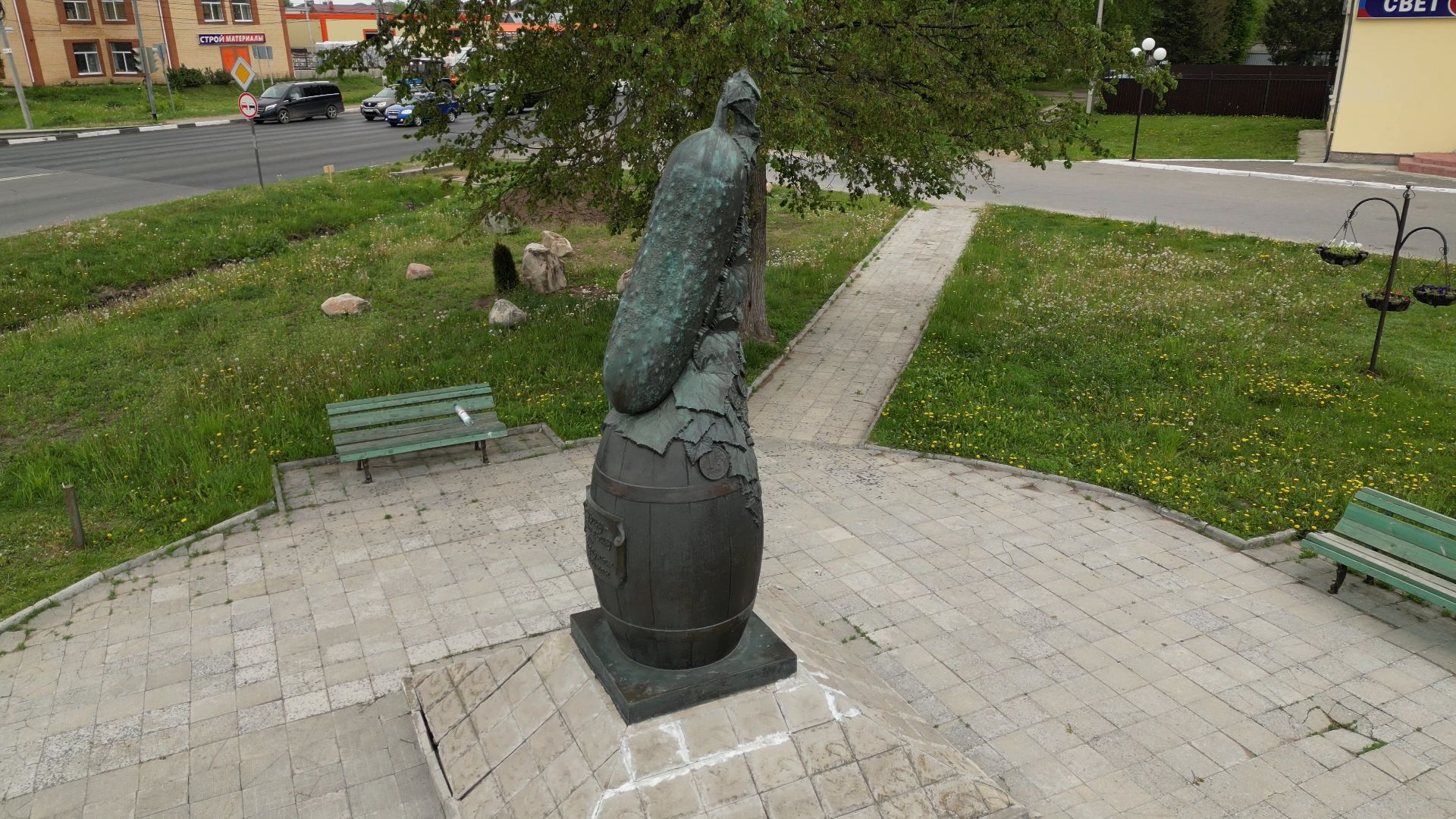 памятник, огурец, луховицы,видео с коптера,