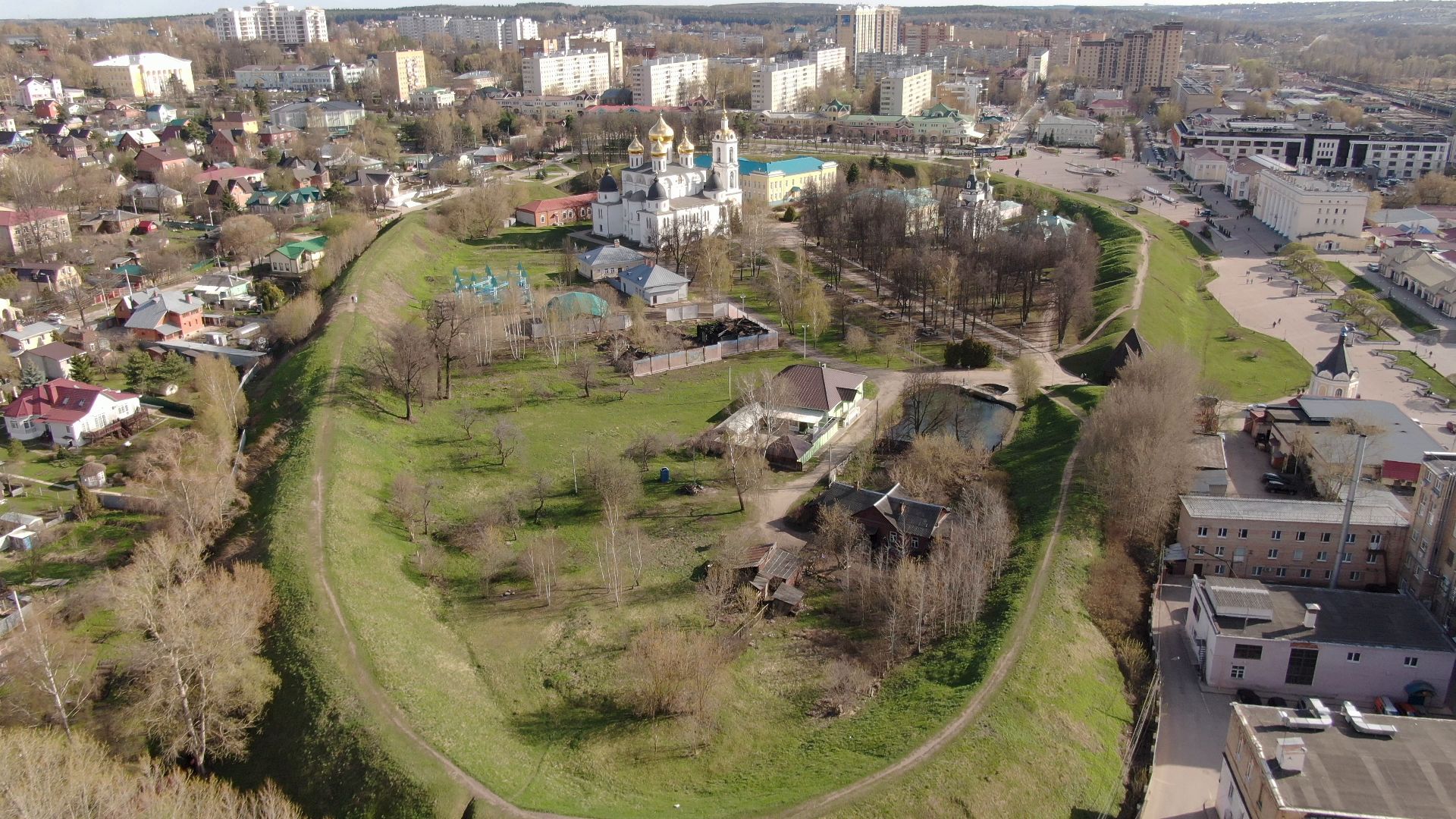 памятник, дмитров, кремль,видео с коптера,