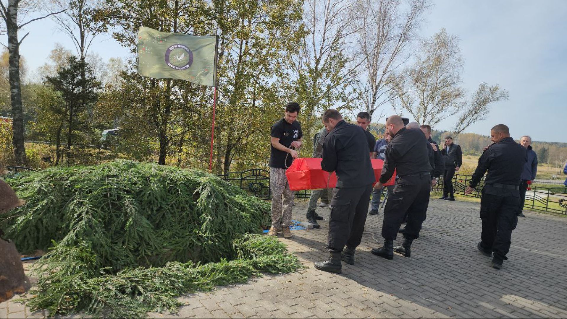 Можайск, Можайский городской округ, Подмосковье, Великая Отечественная война, Красная армия, герои, бойцы, павшие, перезахоронения, братская могила, вечный покой,