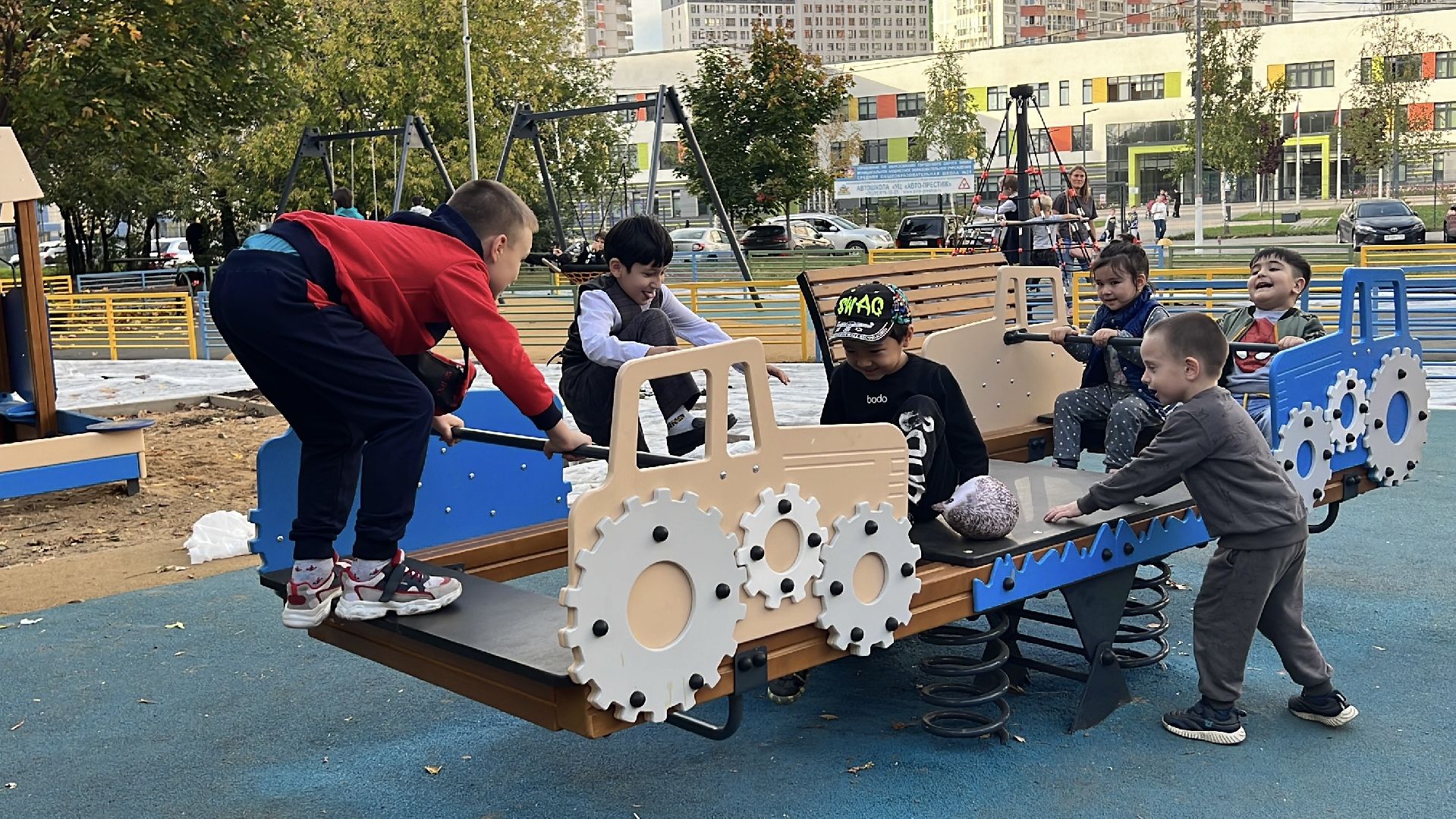 химки, благоустойство, детская игровая площадка, площадка губернатора,