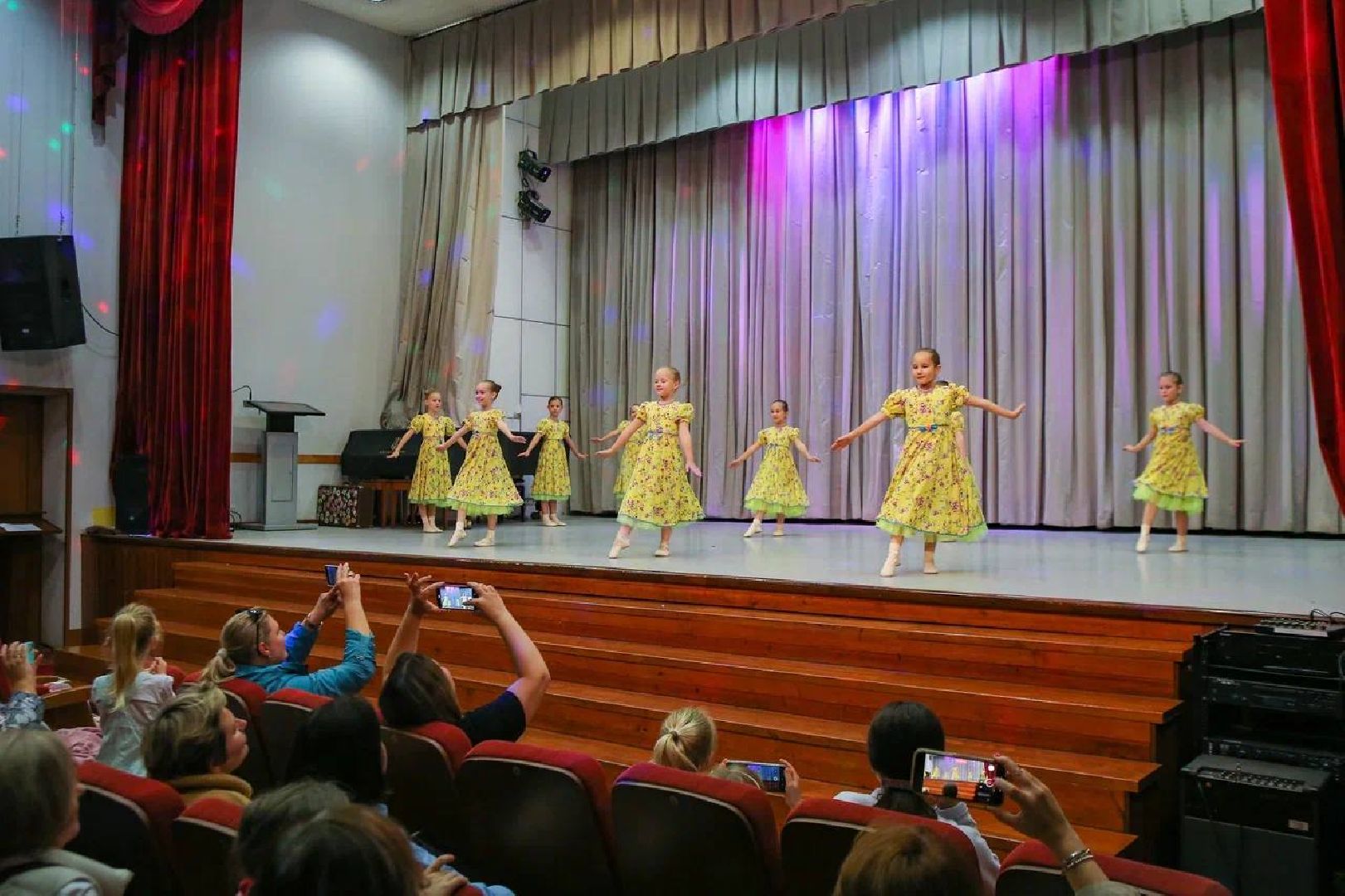 химки, культура, школа искусств, концерт, танцы,