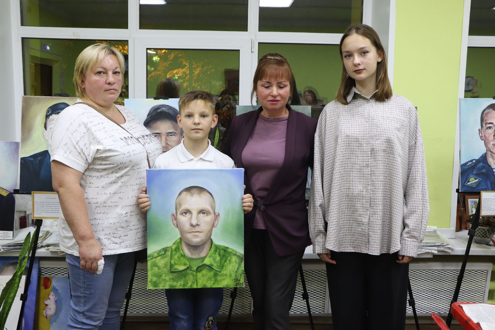 волоколамск, картина, портрет, сво, подарок семье погибшего,