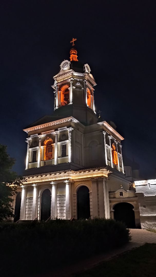 серпухов, подмосковье, светлый город, туризм в подмосковье, достопримечательности, ночной Серпухов,