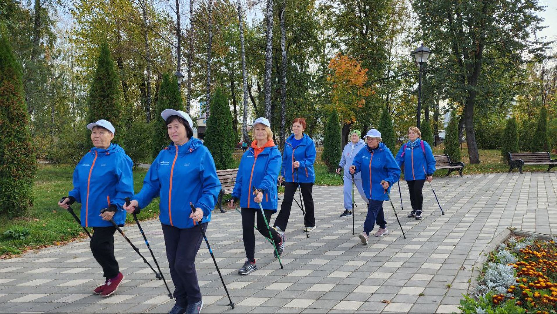 активное долголетие, человек идущий, пенсионеры, Лосино-Петровский,