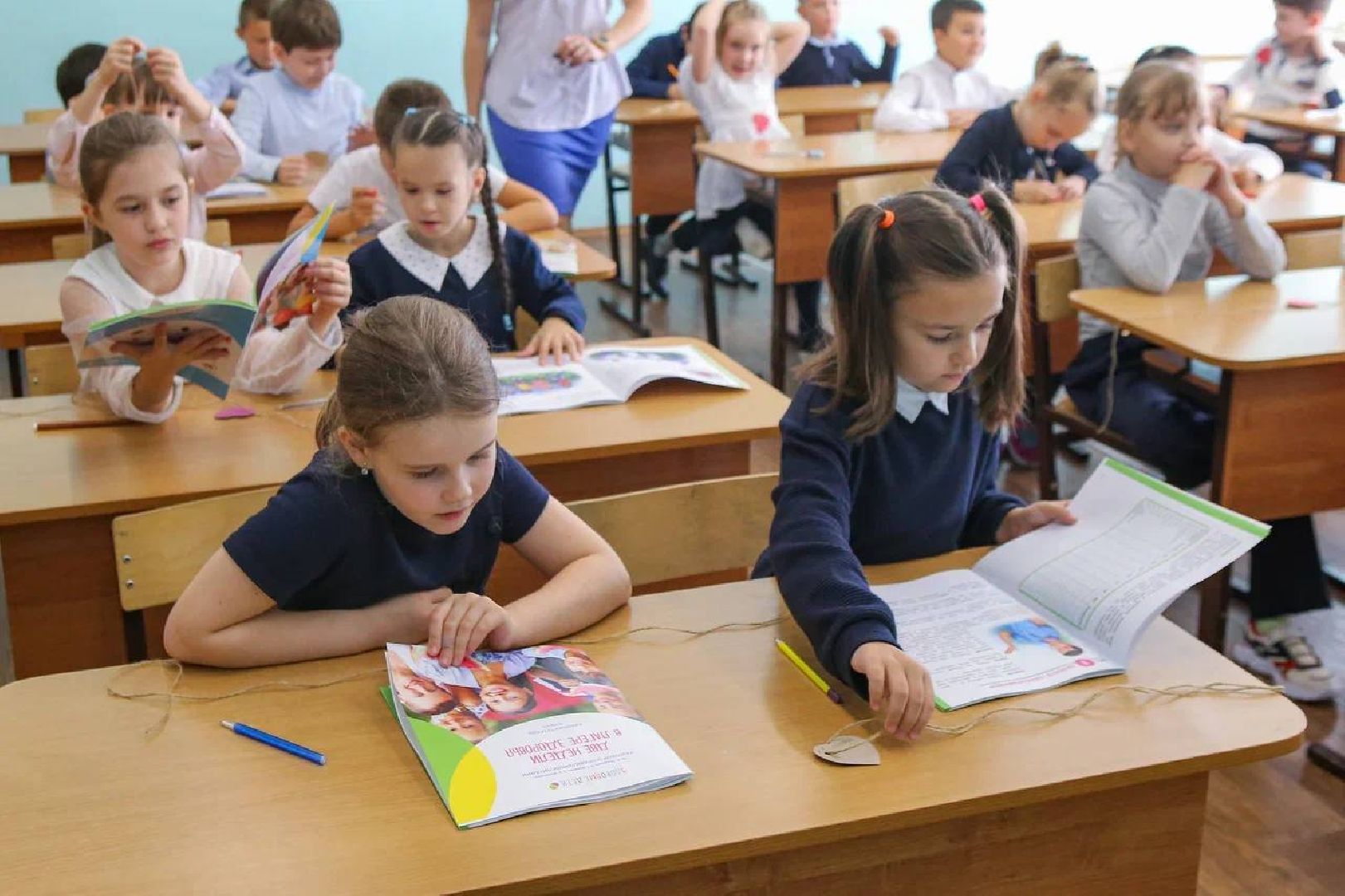 химки, школа, книги донбаса, дети,