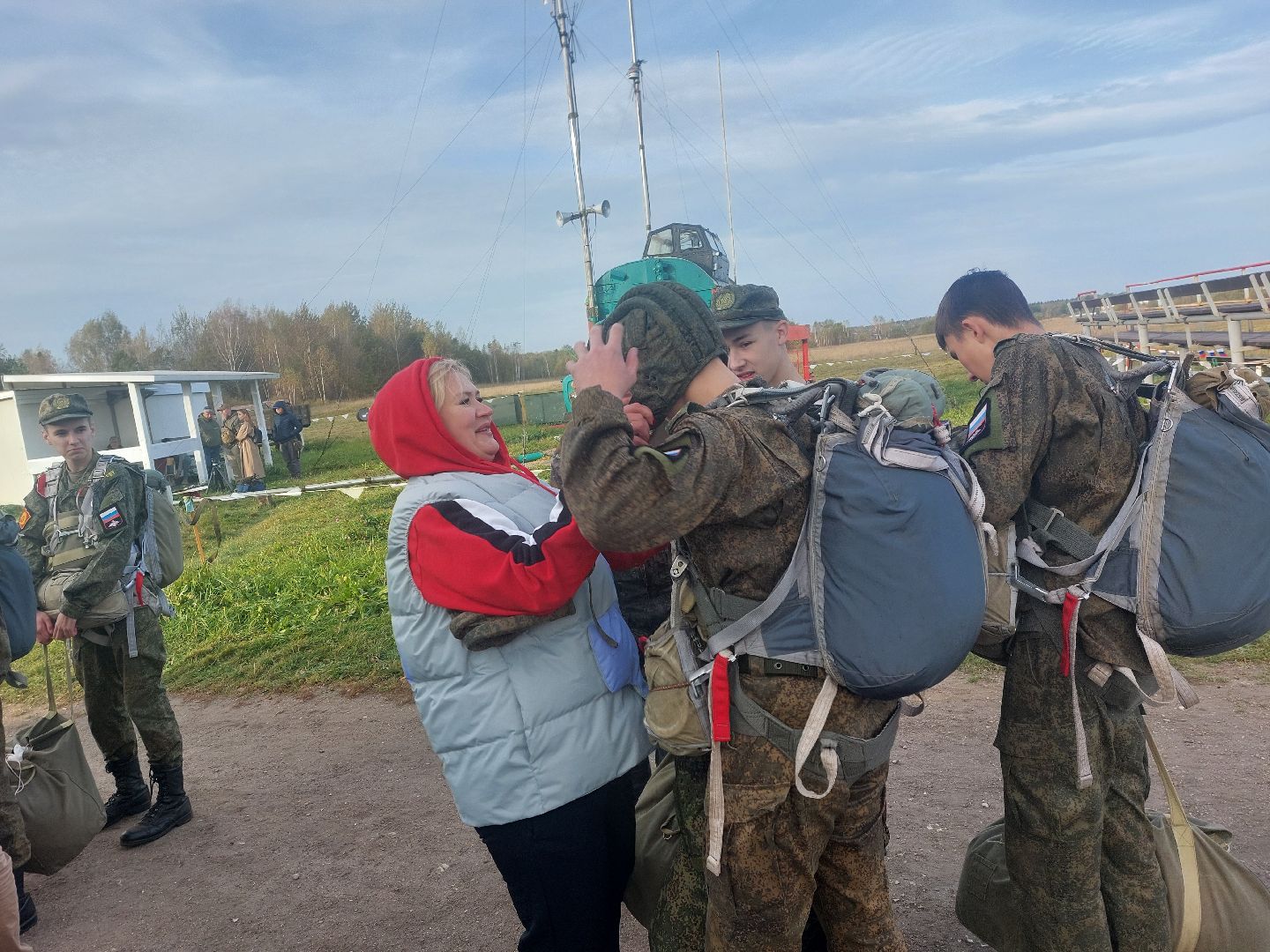 Чехов, Прыжки, Прыжки с парашютом, Суворовцы, Курсанты, ДОСААФ, Аэродром Волосово,