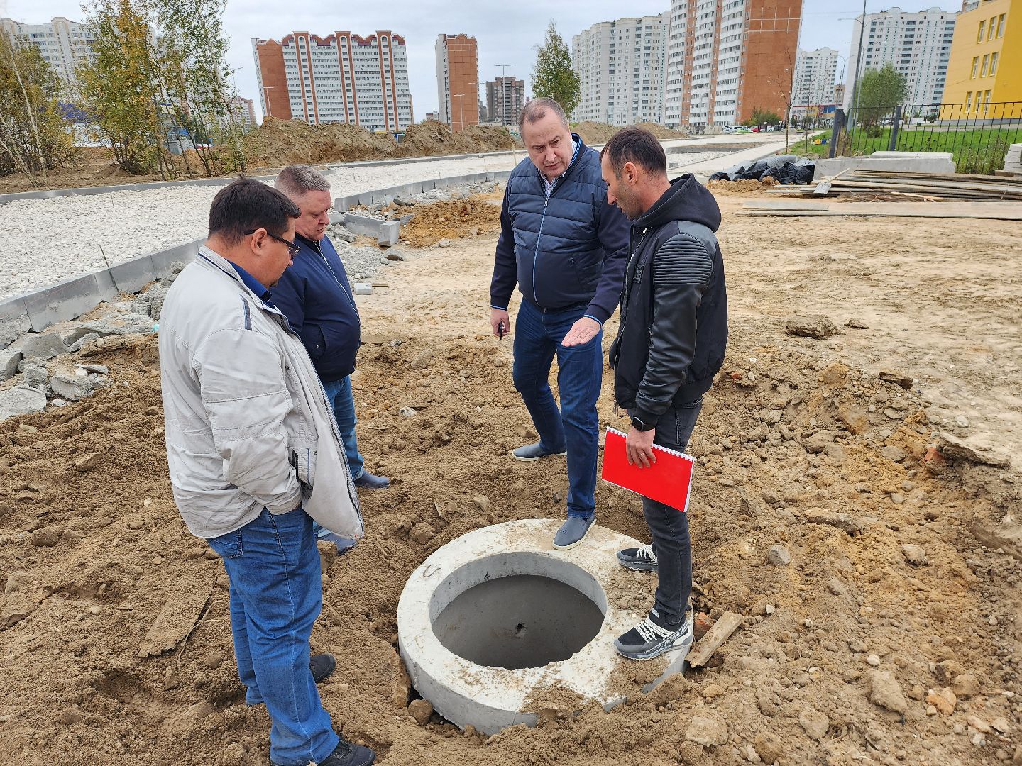 дороги, строительство дорог, серпухов, ивановские дворики, строительство поликлиники, круговой перекресток,