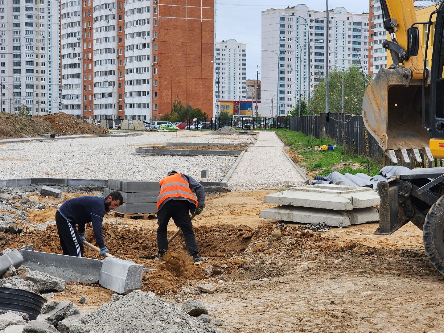 дороги, строительство дорог, серпухов, ивановские дворики, строительство поликлиники, круговой перекресток,