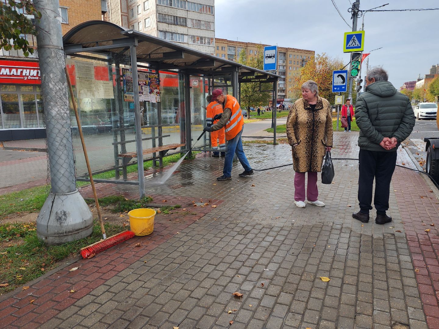 серпухов, автобусные остановки, комбинат благоустройства, благоустройство, подготовка к зиме,