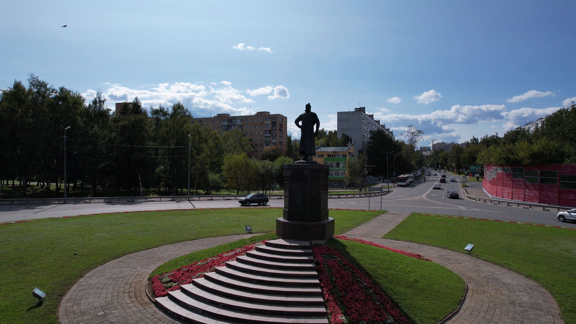 памятник, пушка, пушкино,видео с коптера,