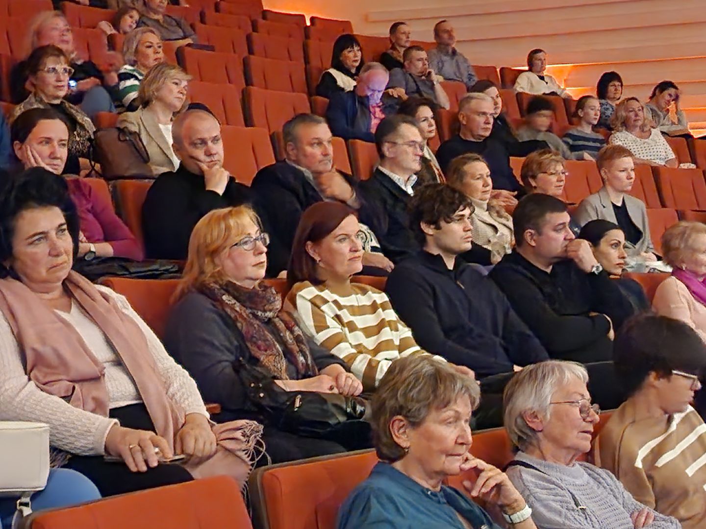 спектакль, актриса, родители, дети,