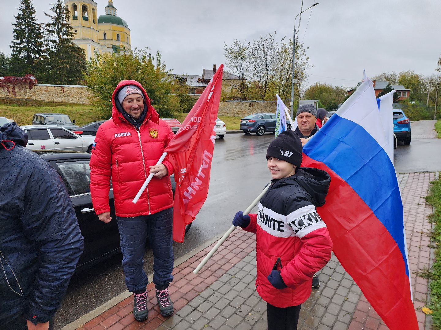 серпухов, соборная гора, путин, день рождения путина, автопробег, флешмоб,