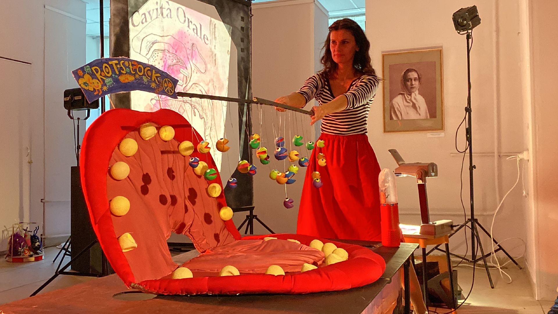 Балашиха, Мир бактерий, Музей Картинка, Детский спектакль,