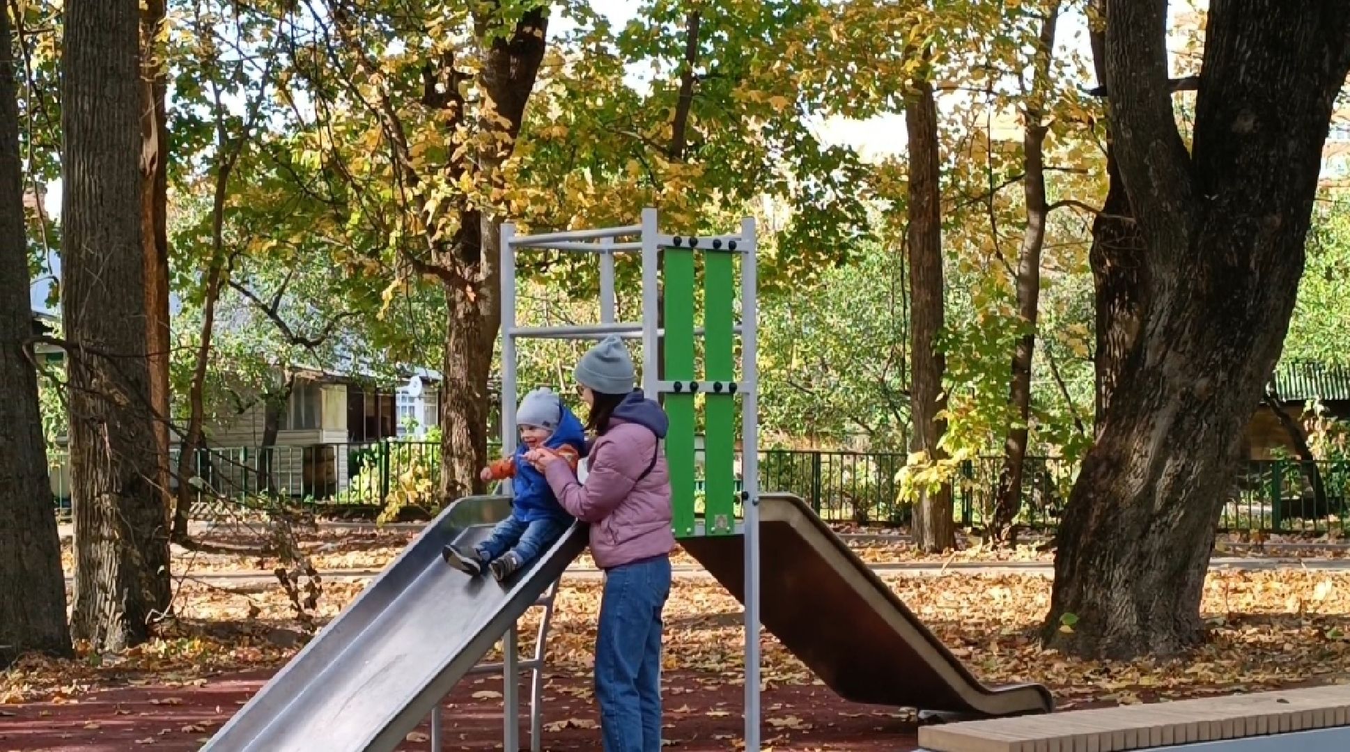 лобня, сквер, музыкальные инструменты,