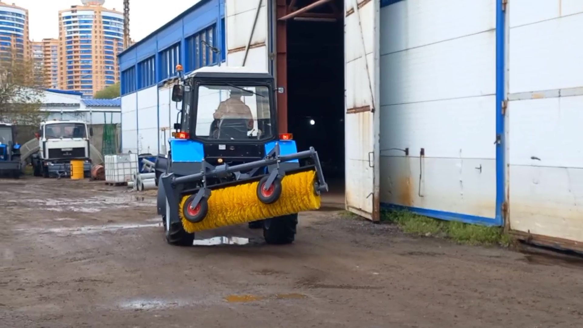 Реутов, ЖКХ, трактор, полив, уборка,