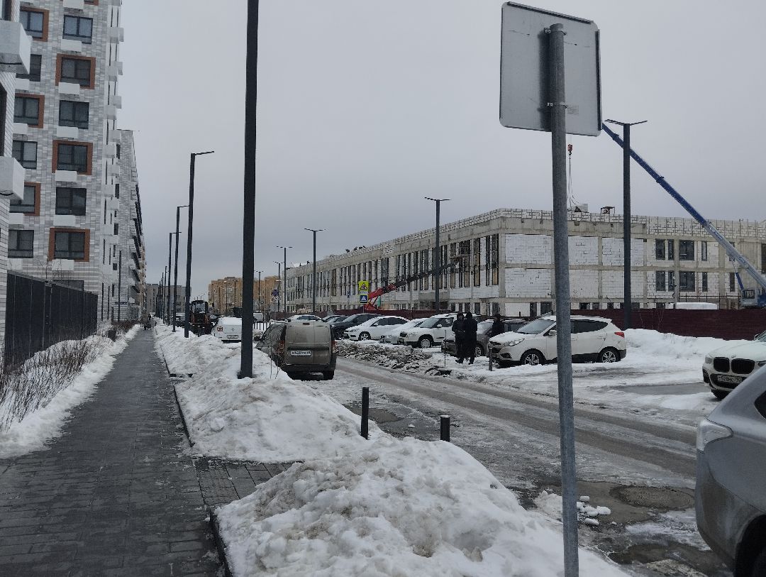 Строительство, школа