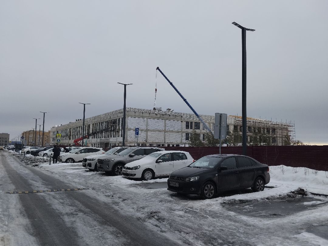 Строительство, школа