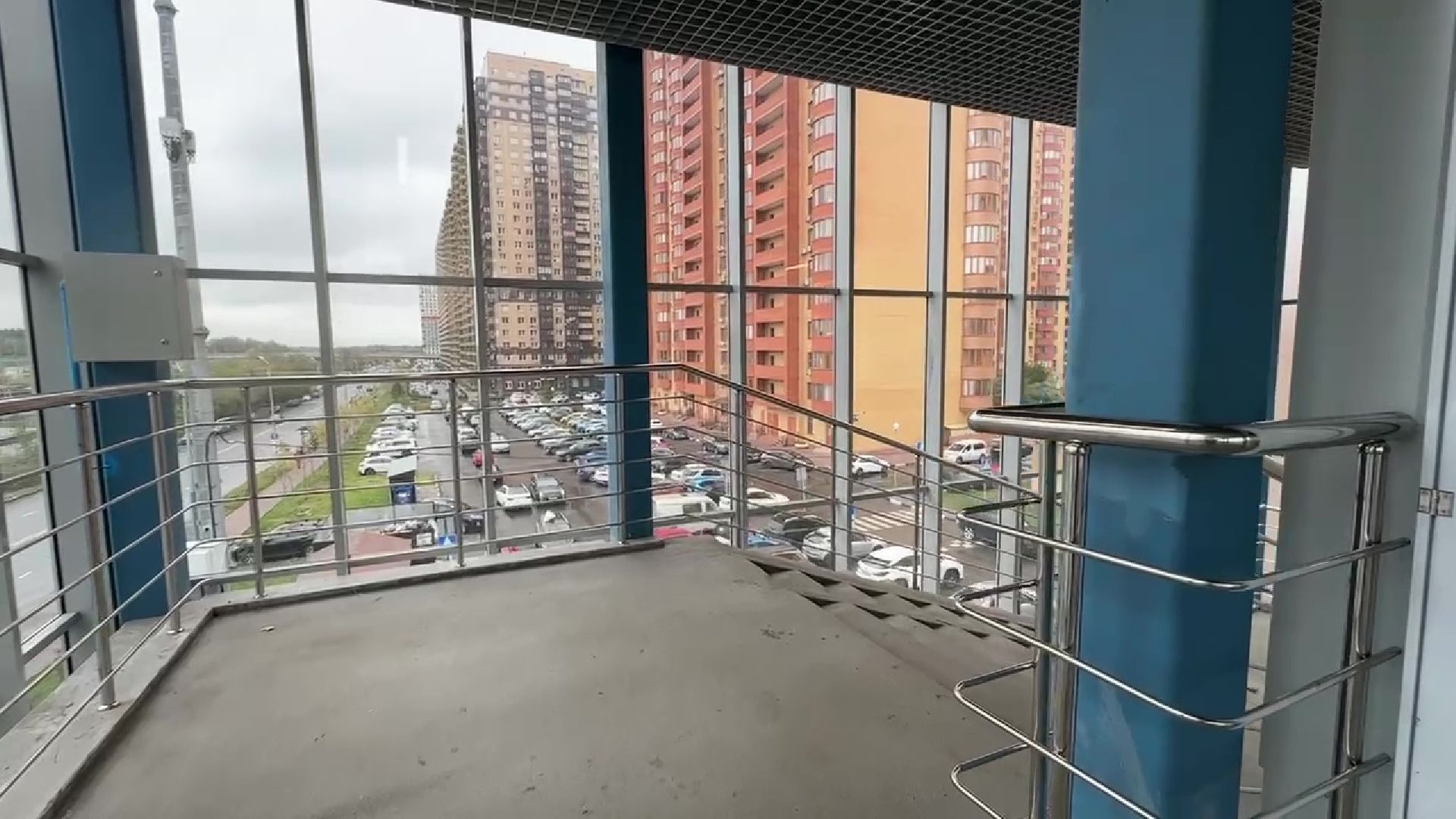 Реутов, переход, стекла, темнота, свет, пленка,