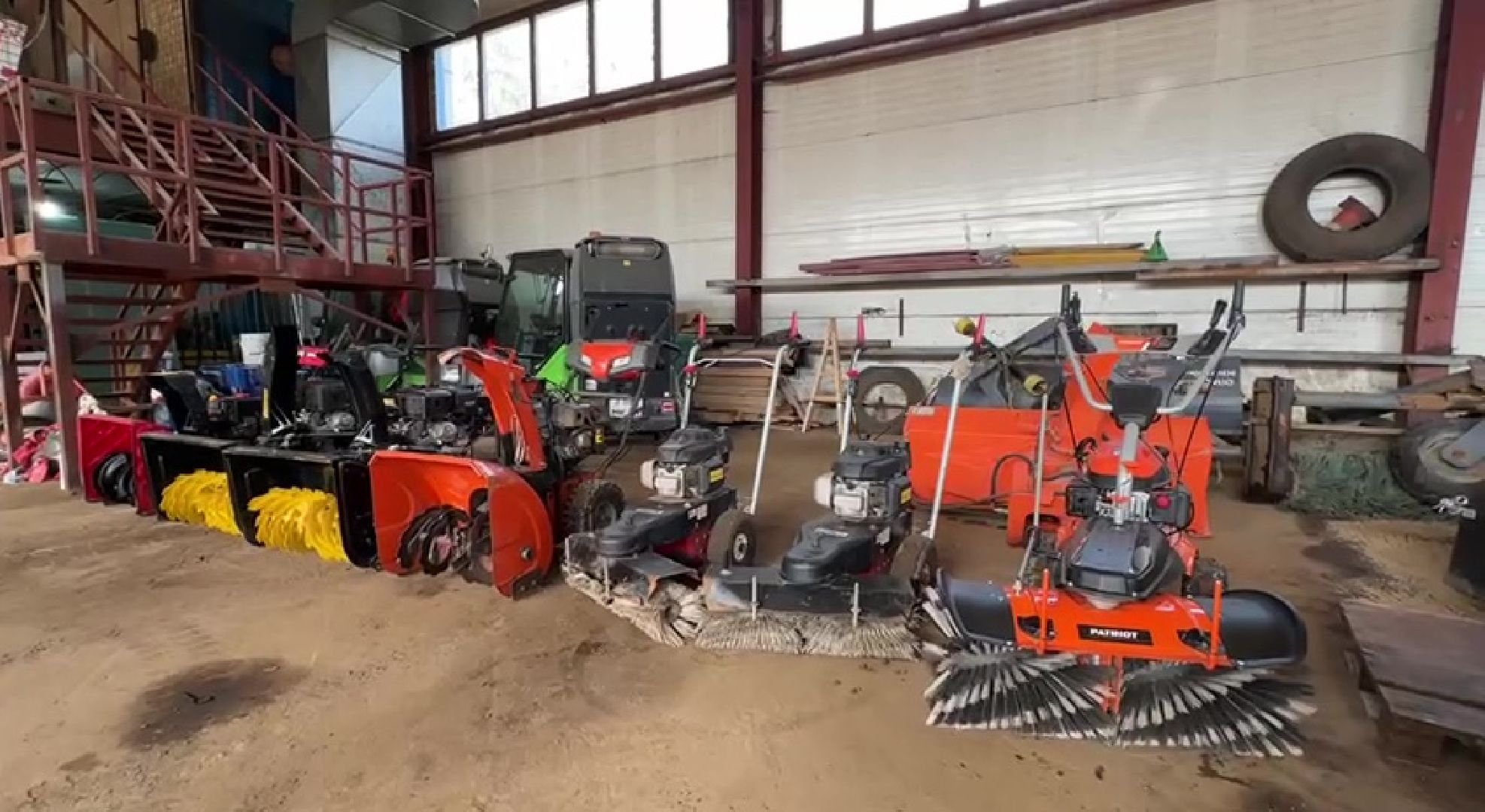 Реутов, ЖКХ, подготовка к зиме, тракторы,