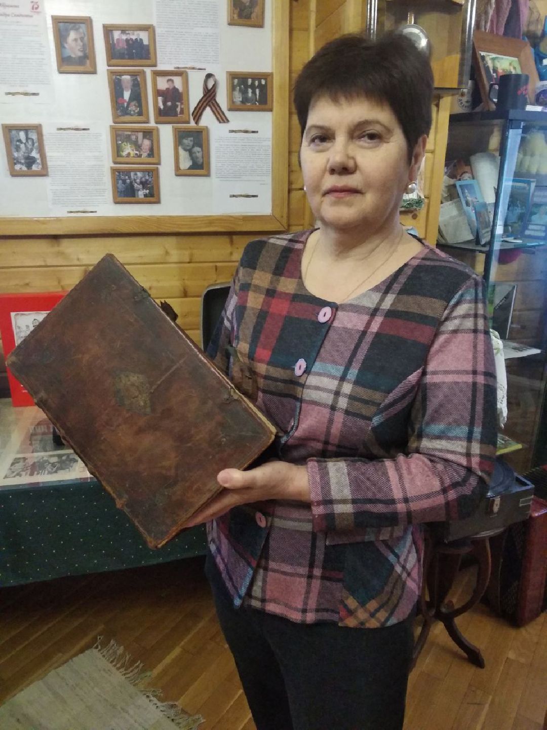 Дмитров, общество