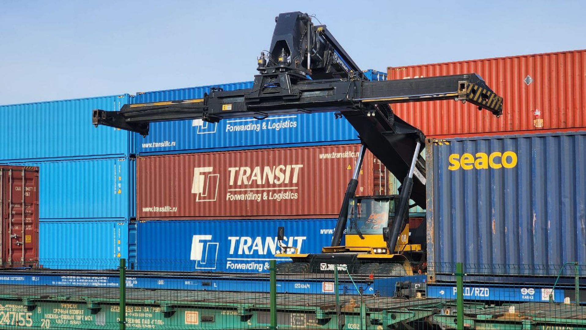 Дмитров, ТЛЦ Белый Раст, Мининвест,