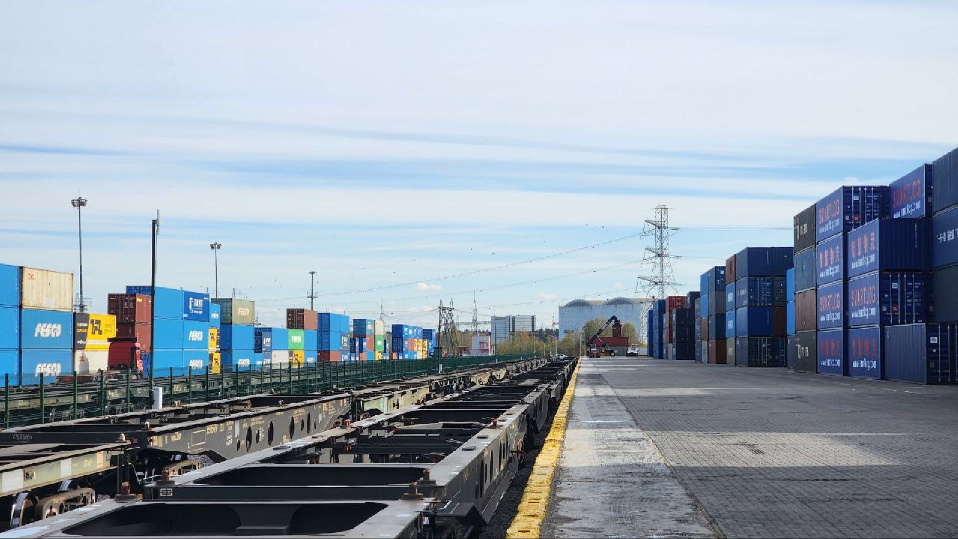 Дмитров, ТЛЦ Белый Раст, Мининвест,