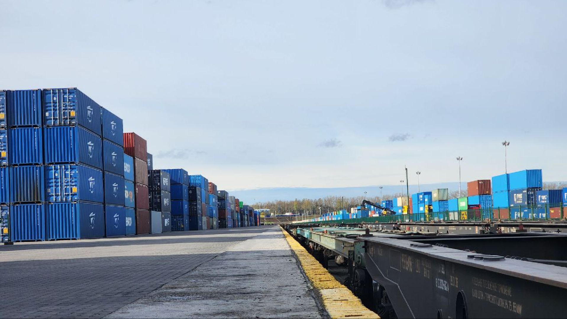 Дмитров, ТЛЦ Белый Раст, Мининвест,