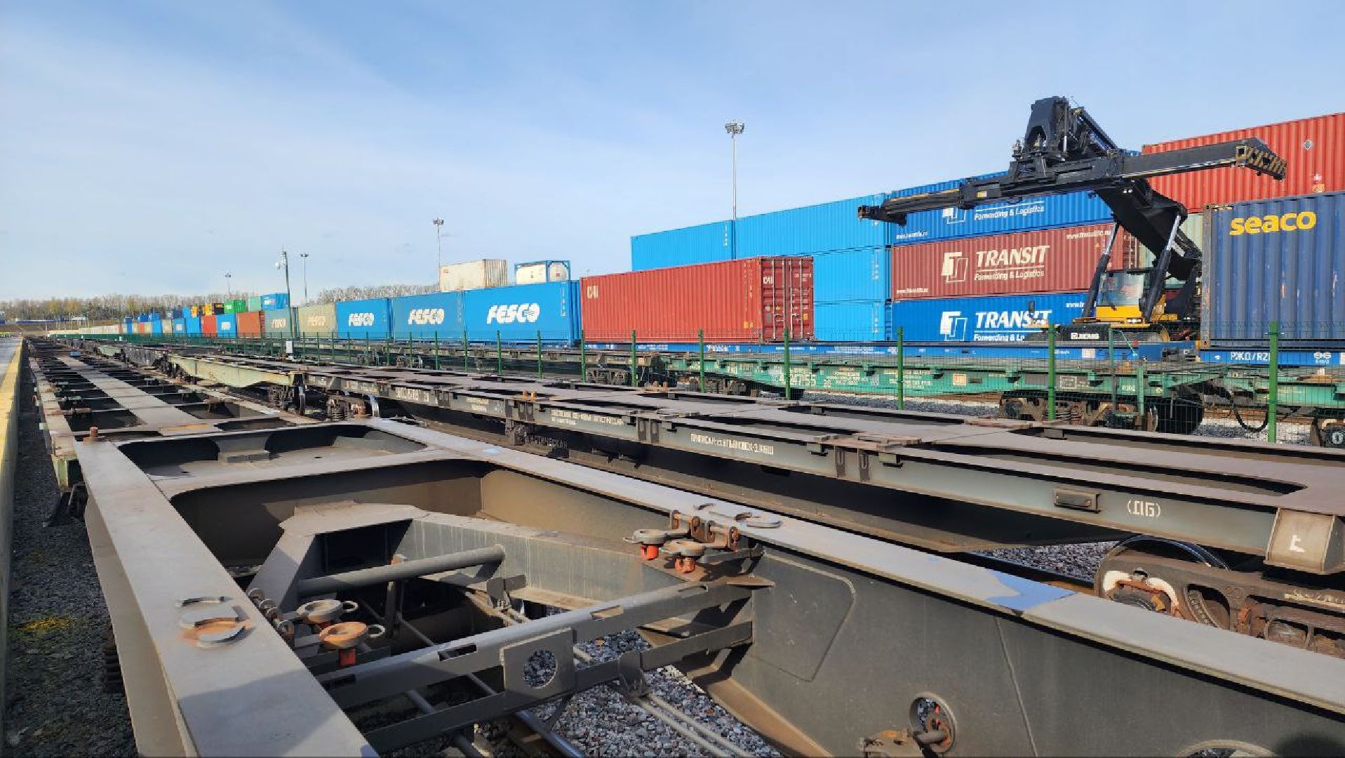 Дмитров, ТЛЦ Белый Раст, Мининвест,