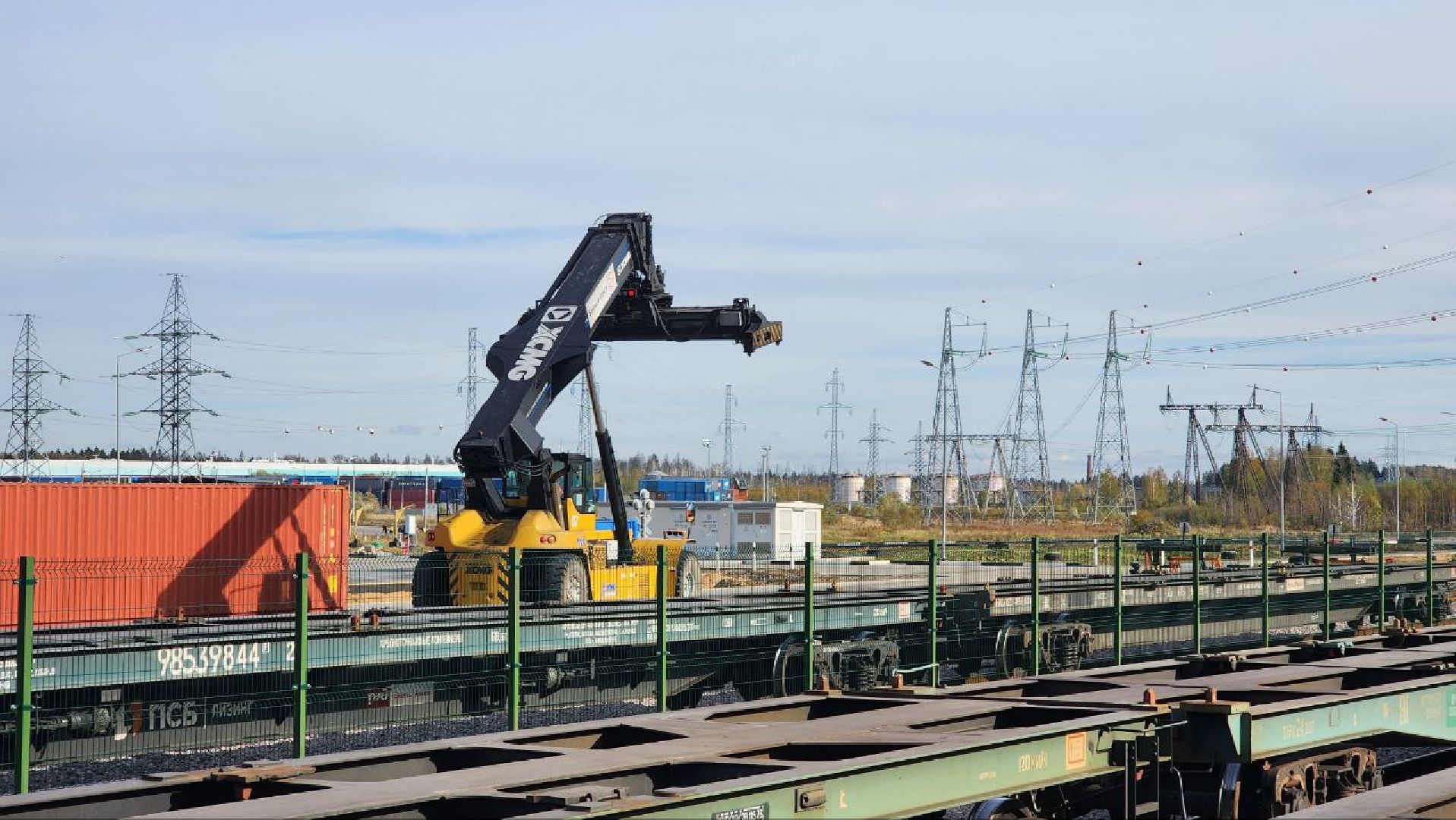 Дмитров, ТЛЦ Белый Раст, Мининвест,