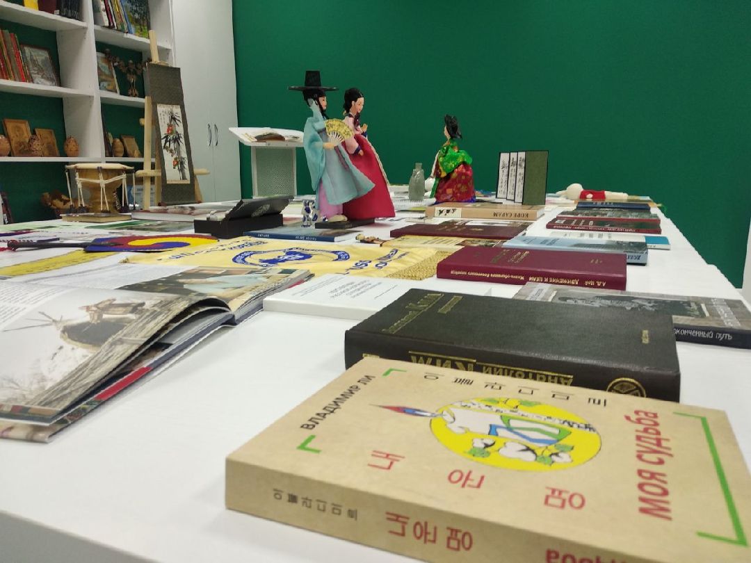 Дмитров, общество