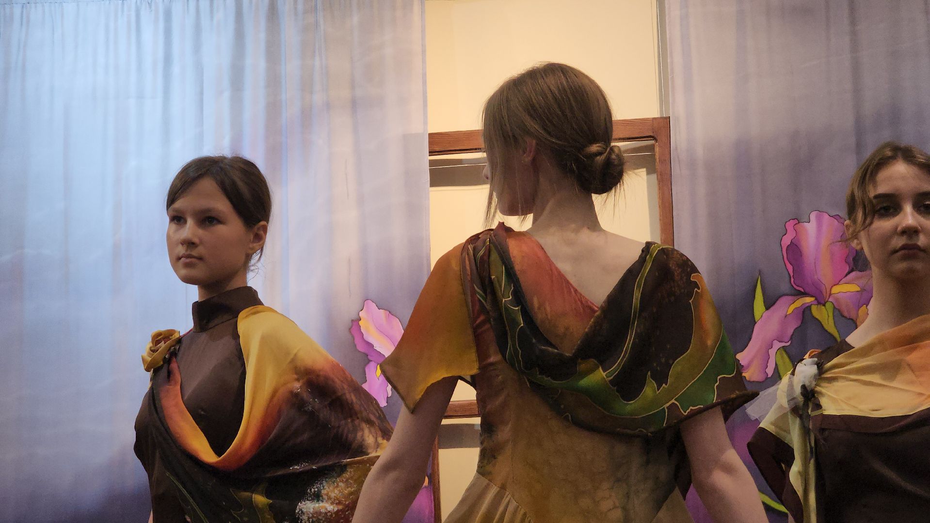 павловский посад, городской округ павловский посад, люди, выставка, шёлк, коллекции, мода,