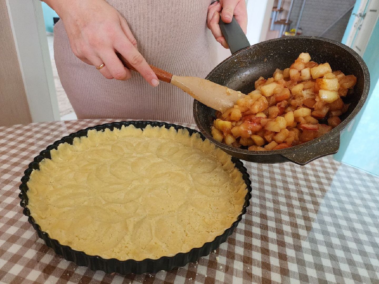 можайск, можайский городской округ, подмосковье, рецепт, пирог, яблочный пирог, идеальный пирог, многодетная семья, люди, многодетная мать, кулинария, выпечка, урожай яблок, яблоки,
