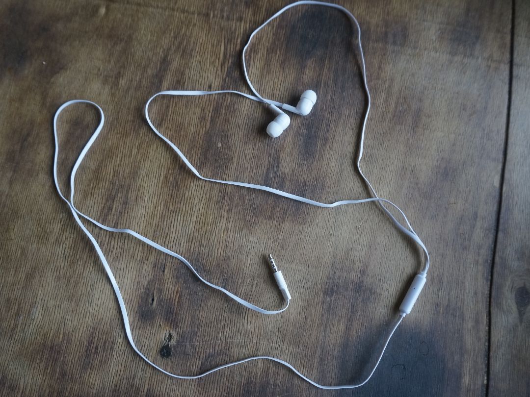 наушники отоларинголог ФБУЗМСЧ№9ФМБАРоссии здоровье медицина Дубна Подмосковье