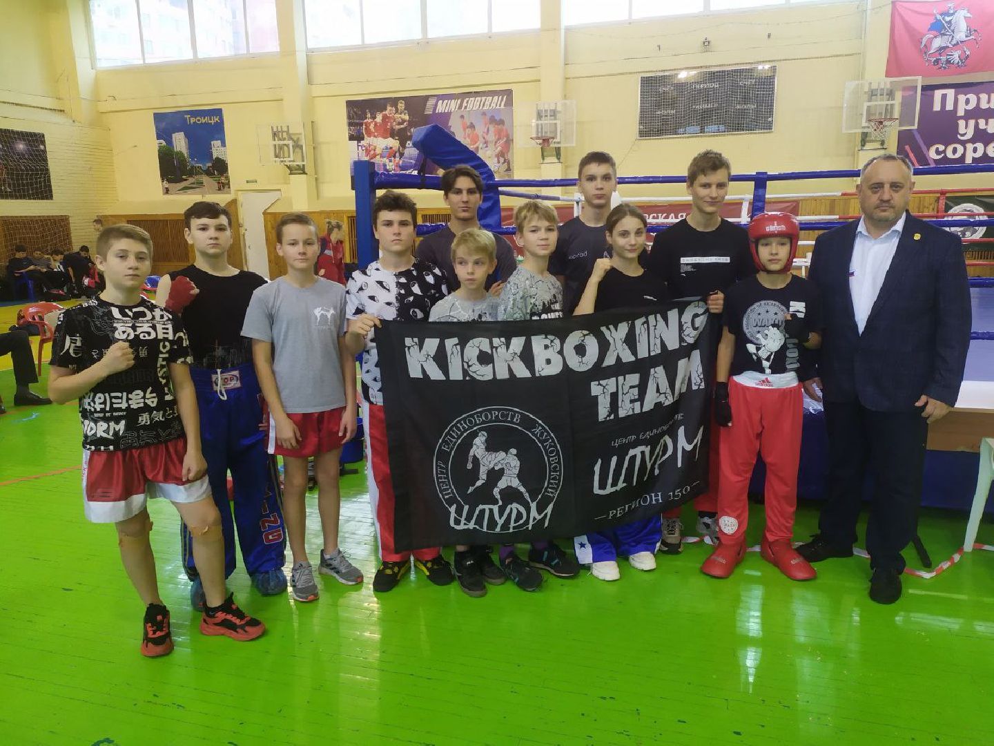 Центр единоборств Шутрм, ЦЕ Штурм, Капичникова, Прусов, Путь воина, кикбоксинг,