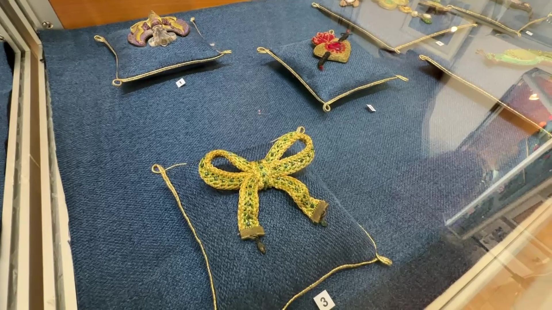 Реутов, музей, выставка, золотное шитье, бисер, пайетки,