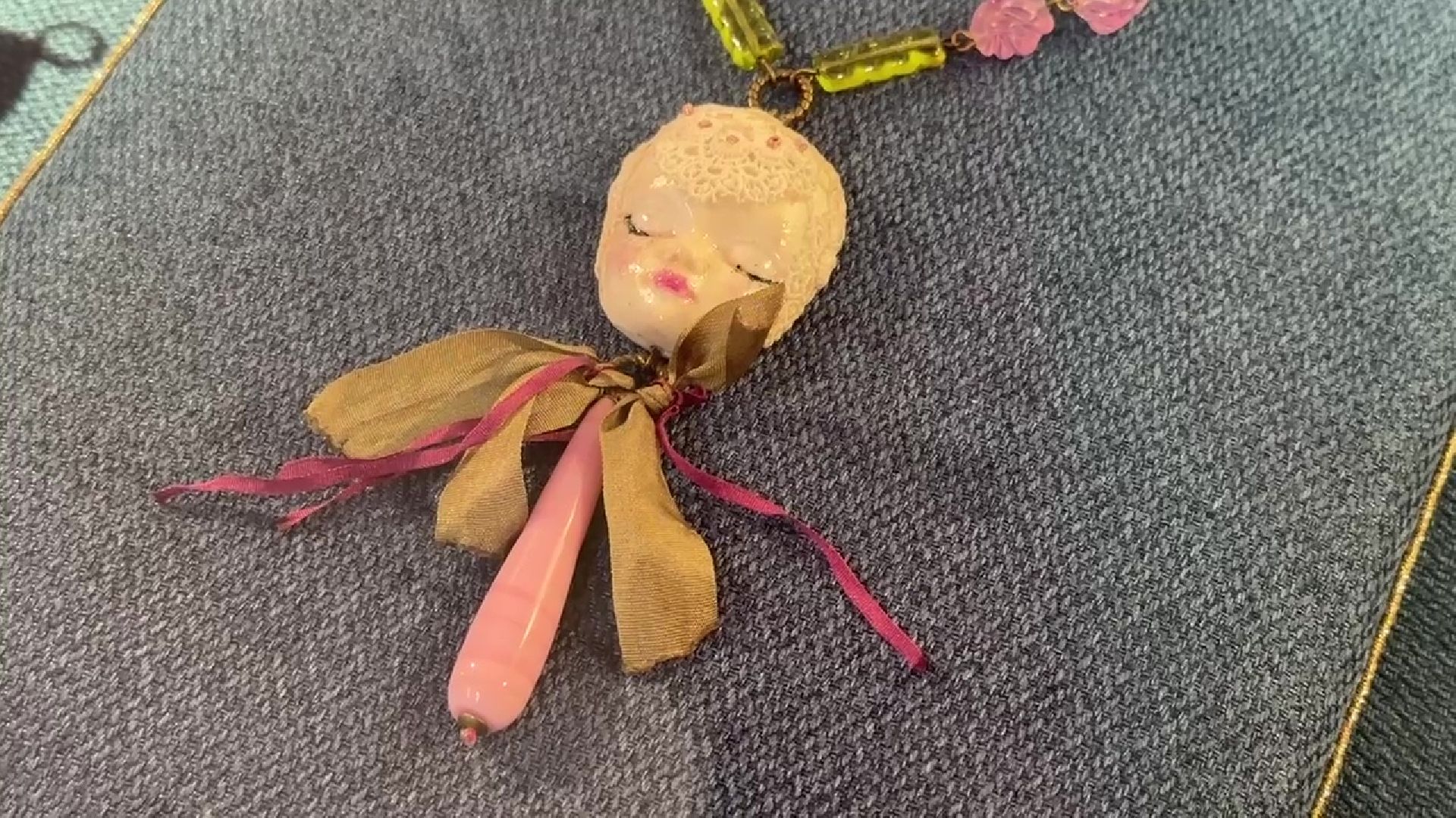 Реутов, музей, выставка, золотное шитье, бисер, пайетки,