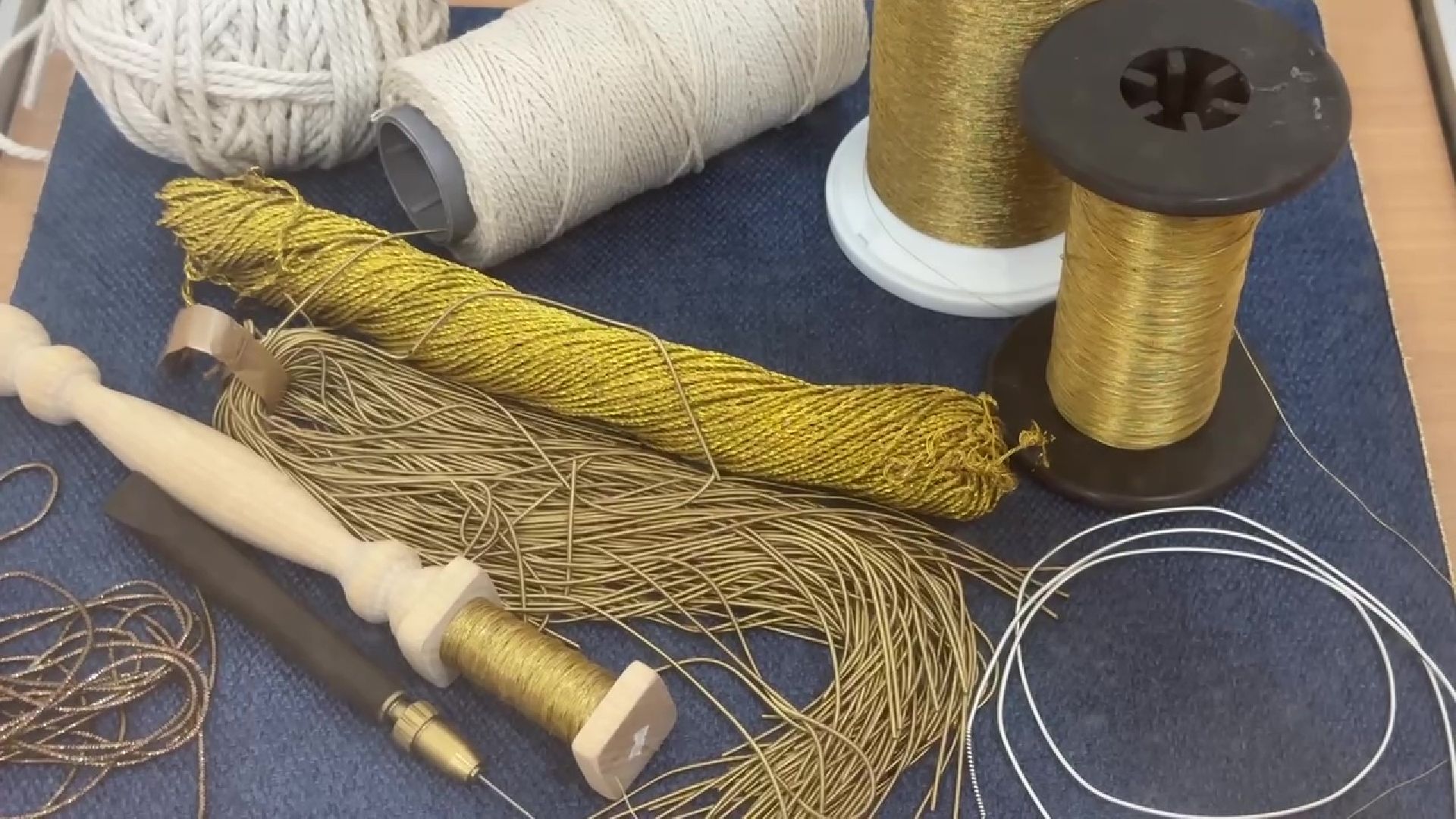 Реутов, музей, выставка, золотное шитье, бисер, пайетки,