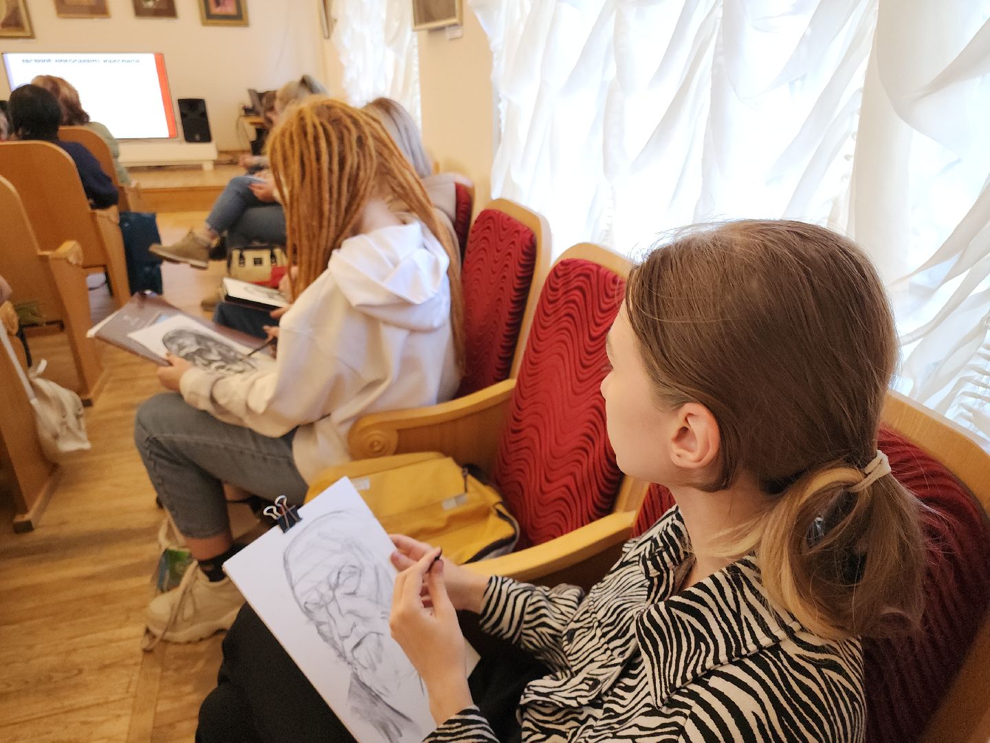 кашира, мастер-класс, Евгений Максимов, пейзаж, краеведческий музей, живопись,