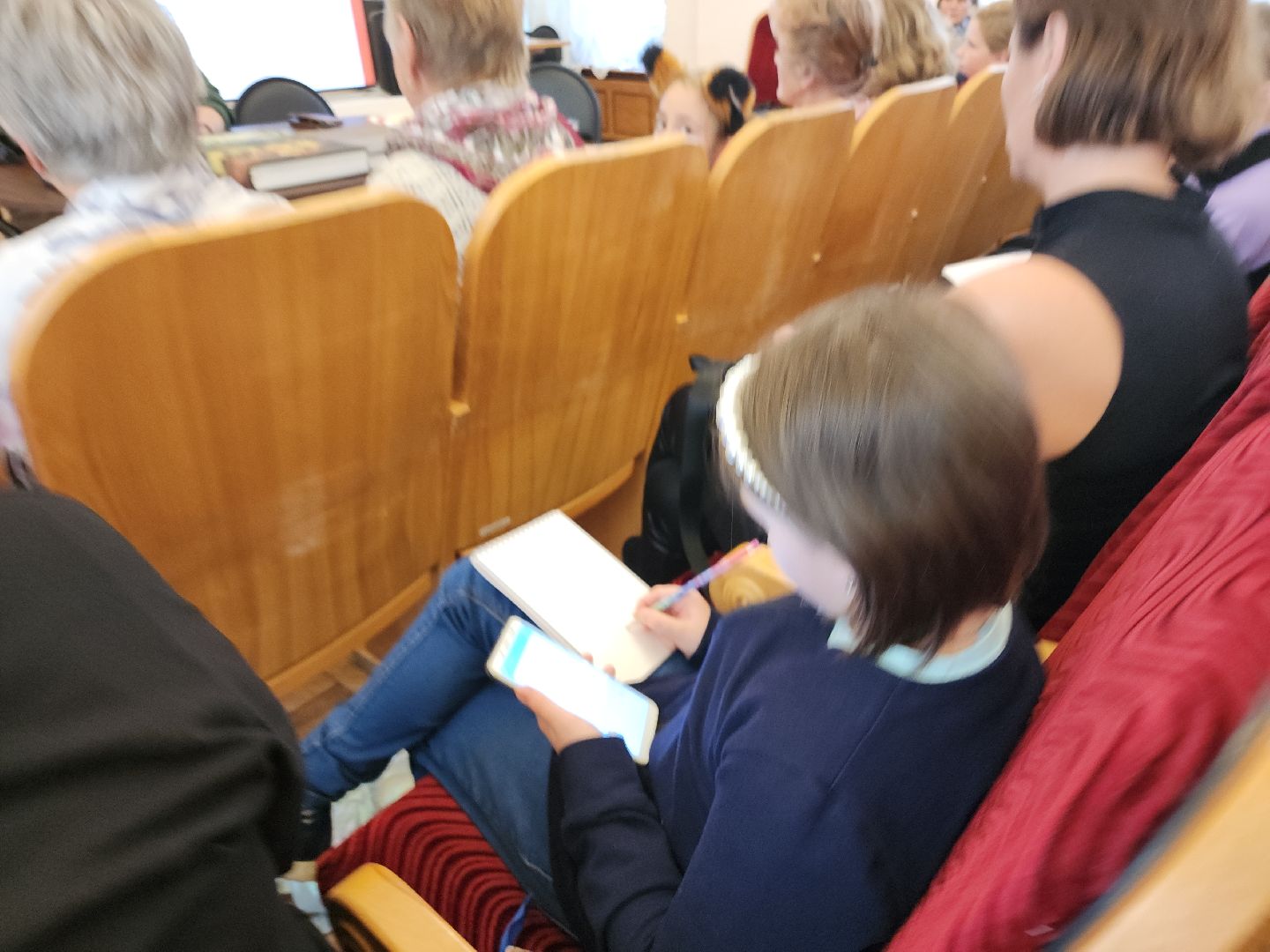 кашира, мастер-класс, Евгений Максимов, пейзаж, краеведческий музей, живопись,