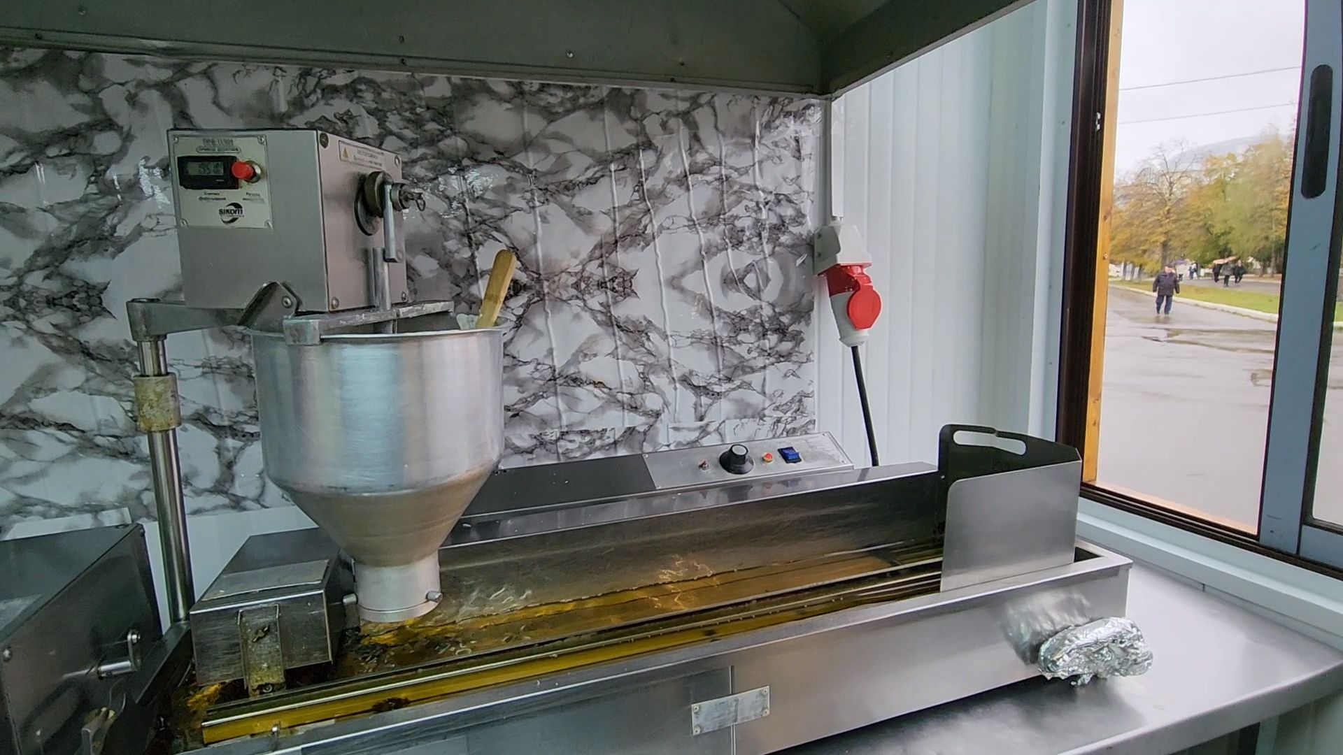 Одинцово, центральная площадь, пончики, фонд, благотворительный фонд, дети инвалиды,