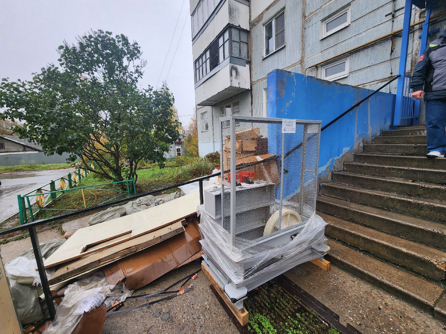 серпухов, лифты, серпуховский лифтостроительный завод, слз, жкх, замена лифтов,