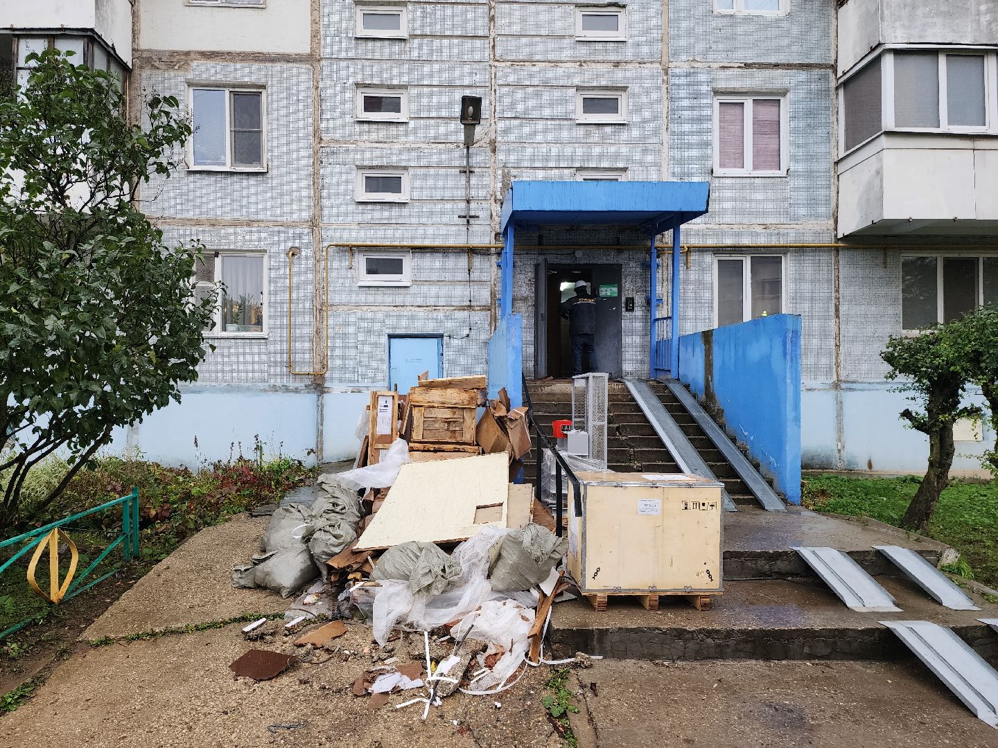 серпухов, лифты, серпуховский лифтостроительный завод, слз, жкх, замена лифтов,