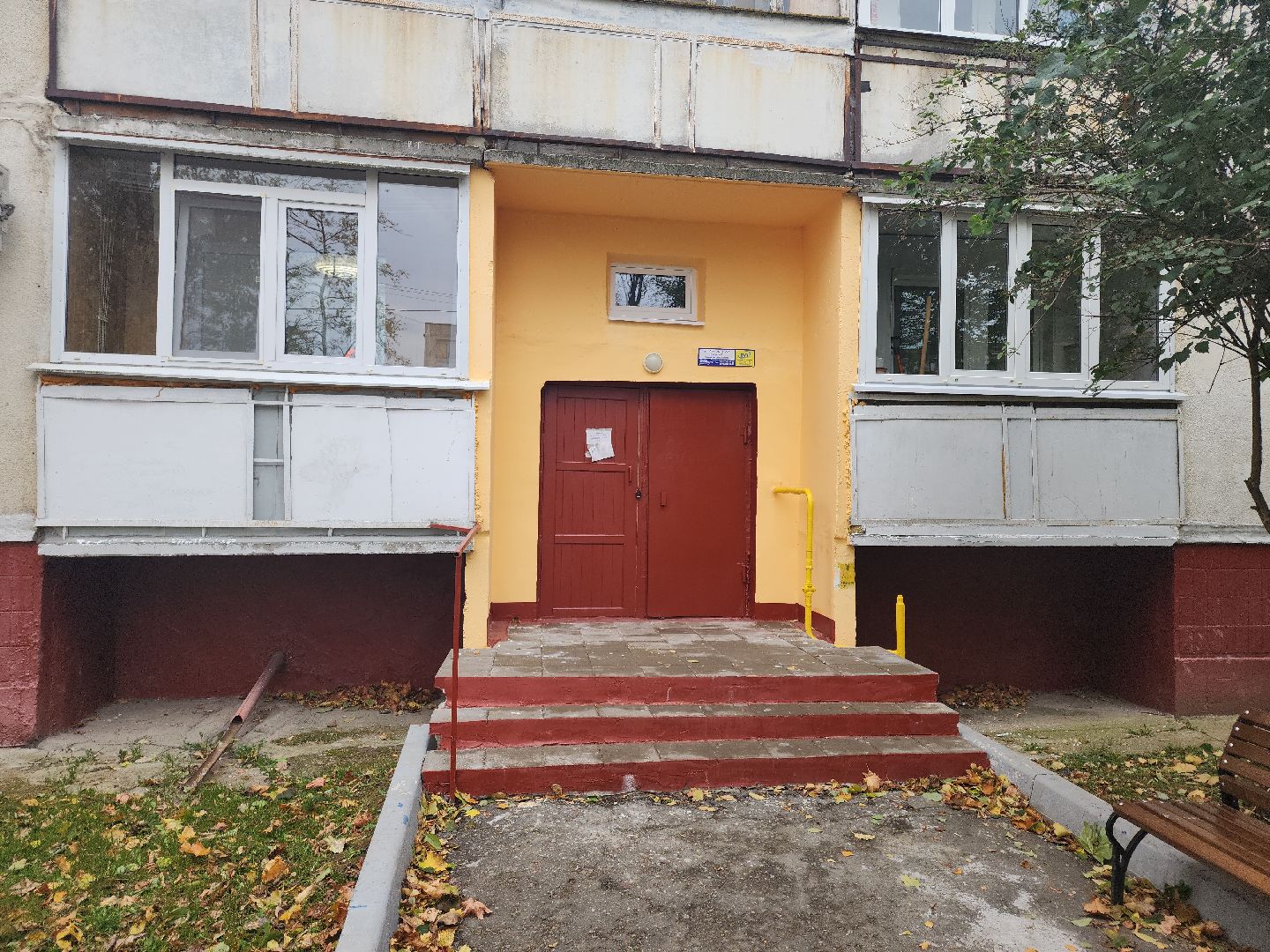 кашира, жкх, ремонт подъездов, окна ПВХ, почтовые ящики, персиковый,