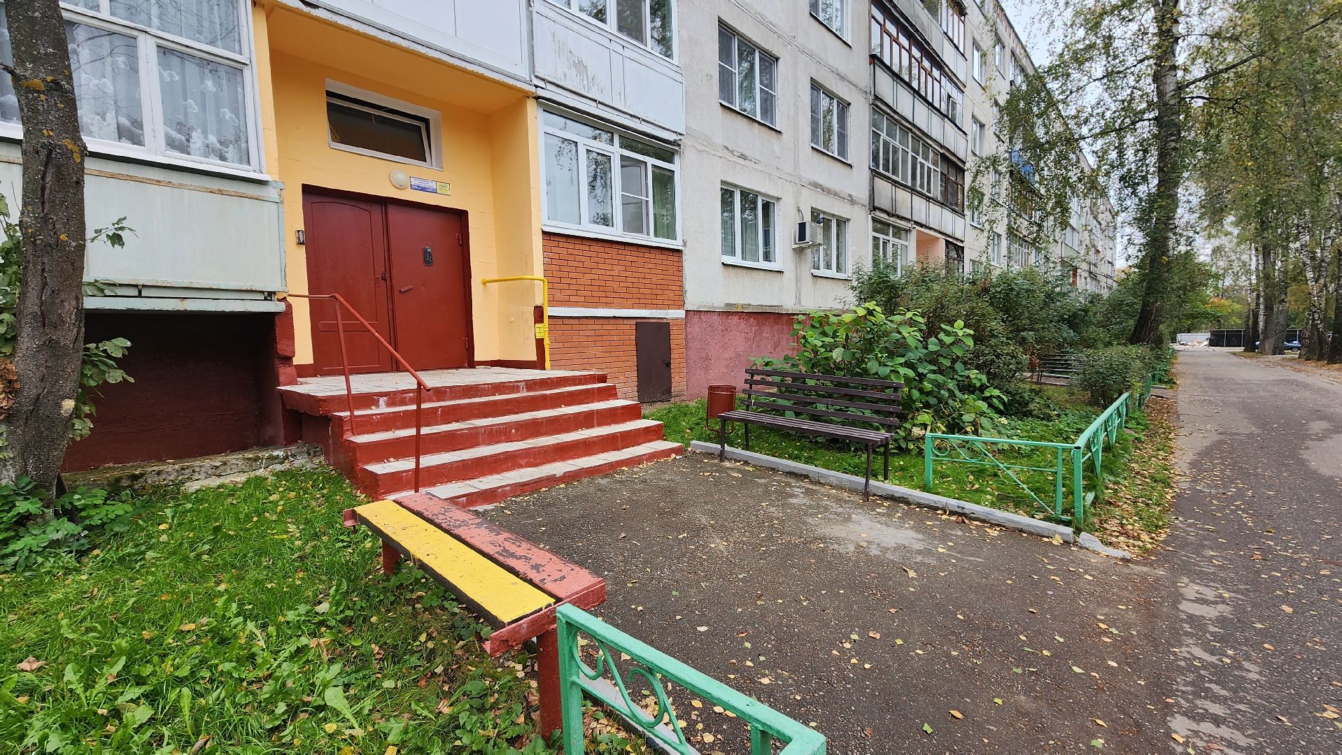 кашира, жкх, ремонт подъездов, окна ПВХ, почтовые ящики, персиковый,