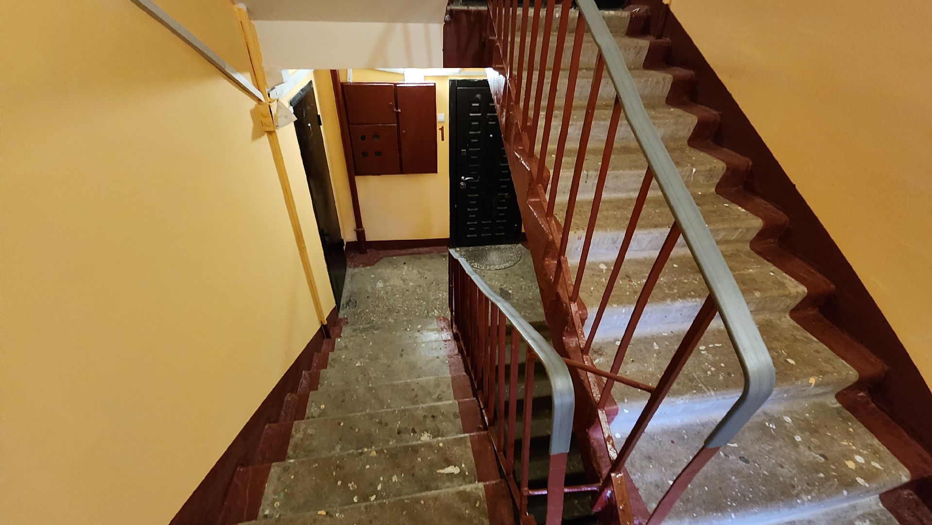 кашира, жкх, ремонт подъездов, окна ПВХ, почтовые ящики, персиковый,