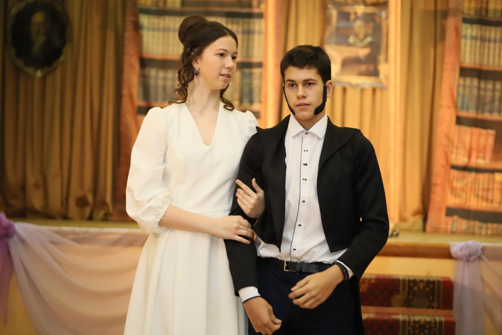 Рошаль, рошальский лицей, день лицеиста, пушкинский вечер, бал,