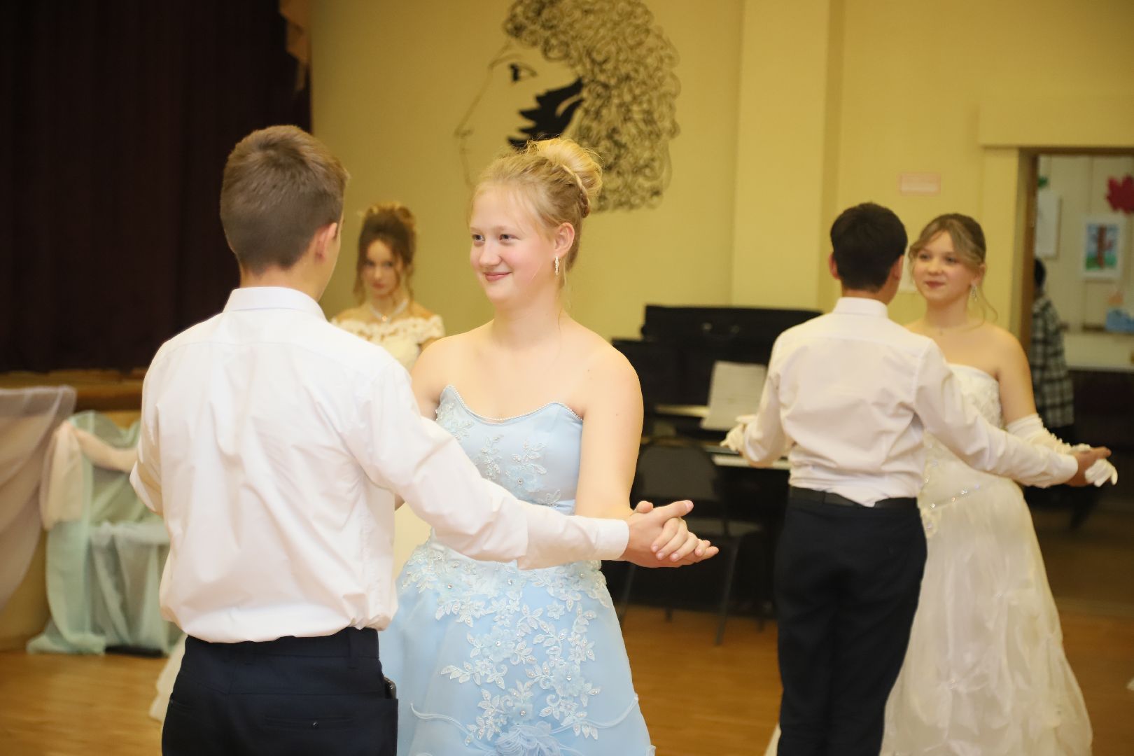 Рошаль, рошальский лицей, день лицеиста, пушкинский вечер, бал,