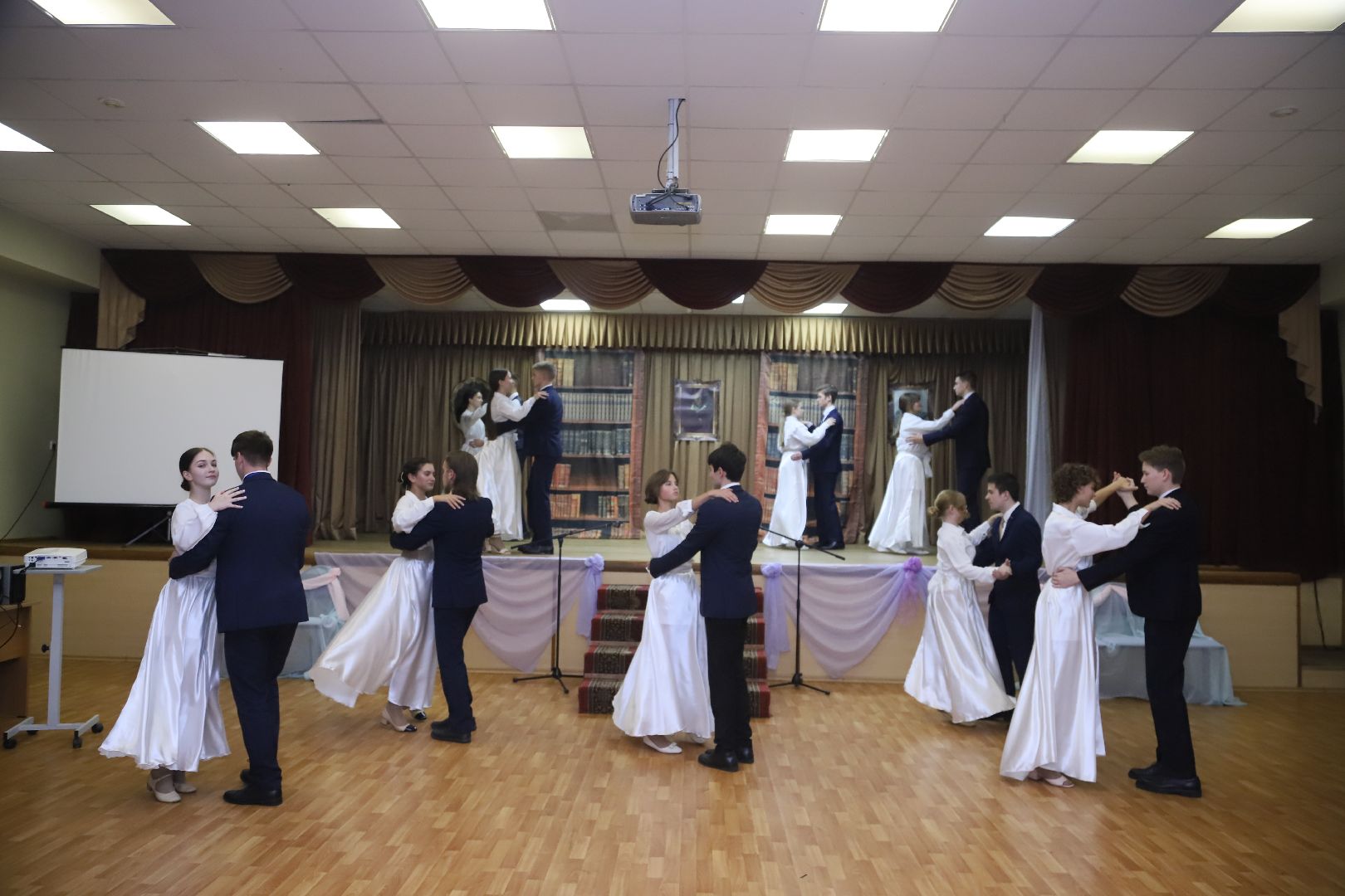 Рошаль, рошальский лицей, день лицеиста, пушкинский вечер, бал,